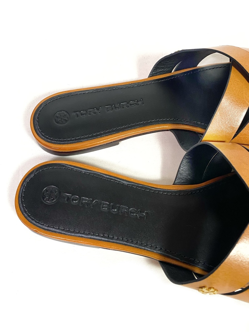 Tory Burch City Slide Sandals Tan - Picture 4 of 8